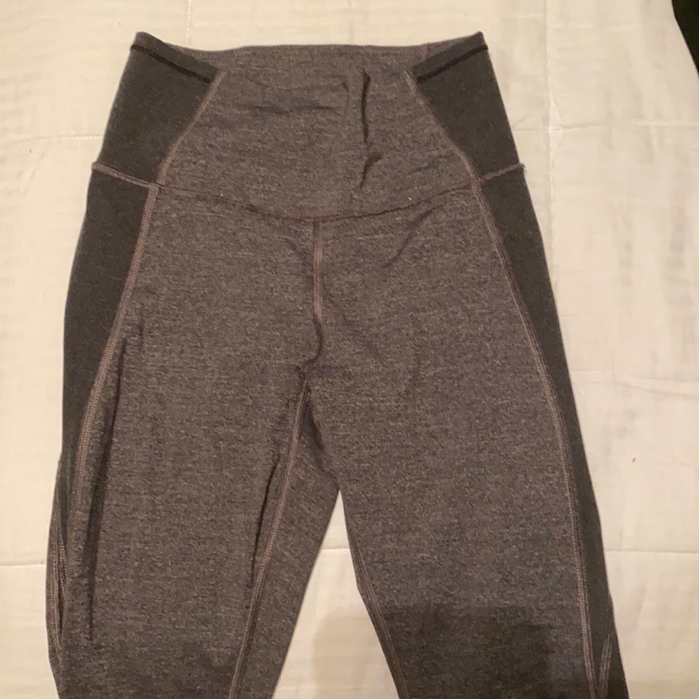 Gray lululemon leggings
